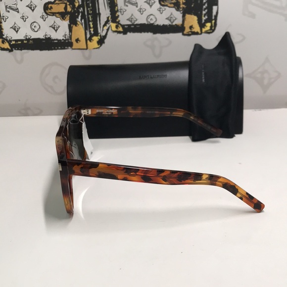 Tortoise Shell Sunglasses SL1 015 main image 9